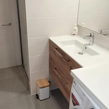 Apartment Grand 4 Aux Gets, Proche Pistes - Fr-1-598-164 *